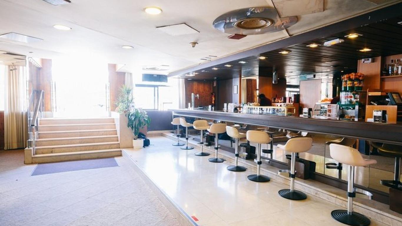City House Hotel Florida Norte By Faranda from $65. Madrid Hotel Deals & Reviews - KAYAK City House Hotel Florida Norte By Faranda from $65. Madrid Hotel Deals & Reviews - KAYAK