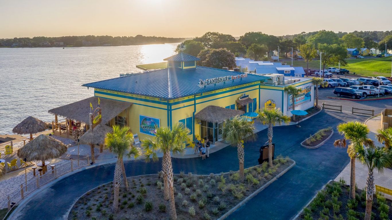 Margaritaville Lake Resort, Lake Conroe/Houston from 186. Montgomery