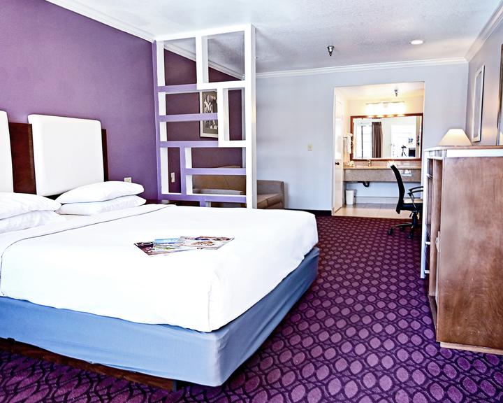 Crimson Hotel 79 1 0 0 Manhattan Beach Hotel Deals Reviews Kayak Crimson Hotel 79 1 0 0 Manhattan Beach Hotel Deals Reviews Kayak
