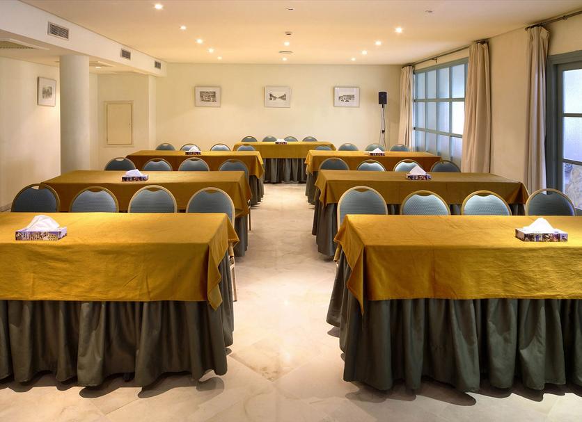 Conference room Photo