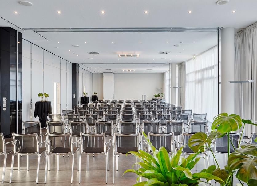Conference room Photo
