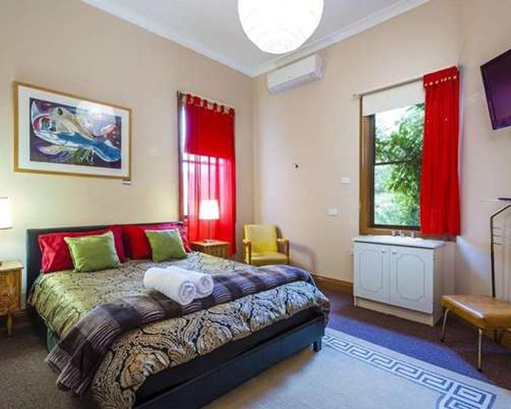 2 Dukes Daylesford 110 Daylesford Hotel Deals Reviews Kayak