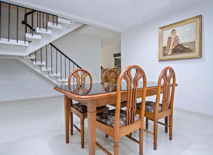 Dining room Photo