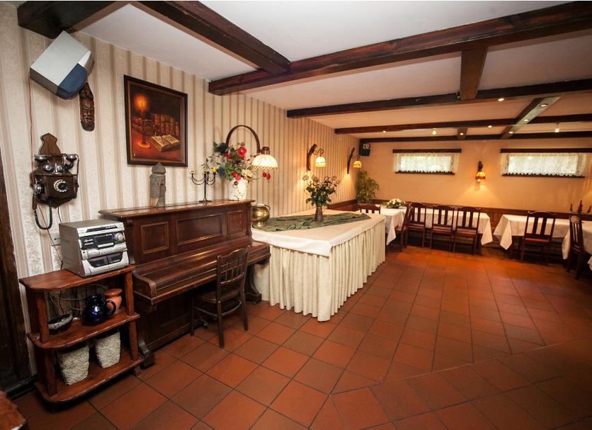 Dining room Photo