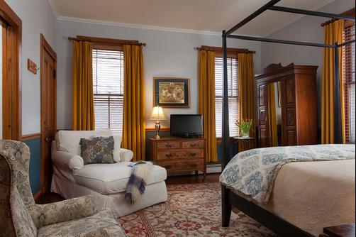 Lang House on Main Street - Burlington