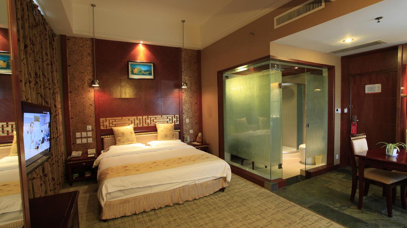 Kunming Golden Spring Hotel