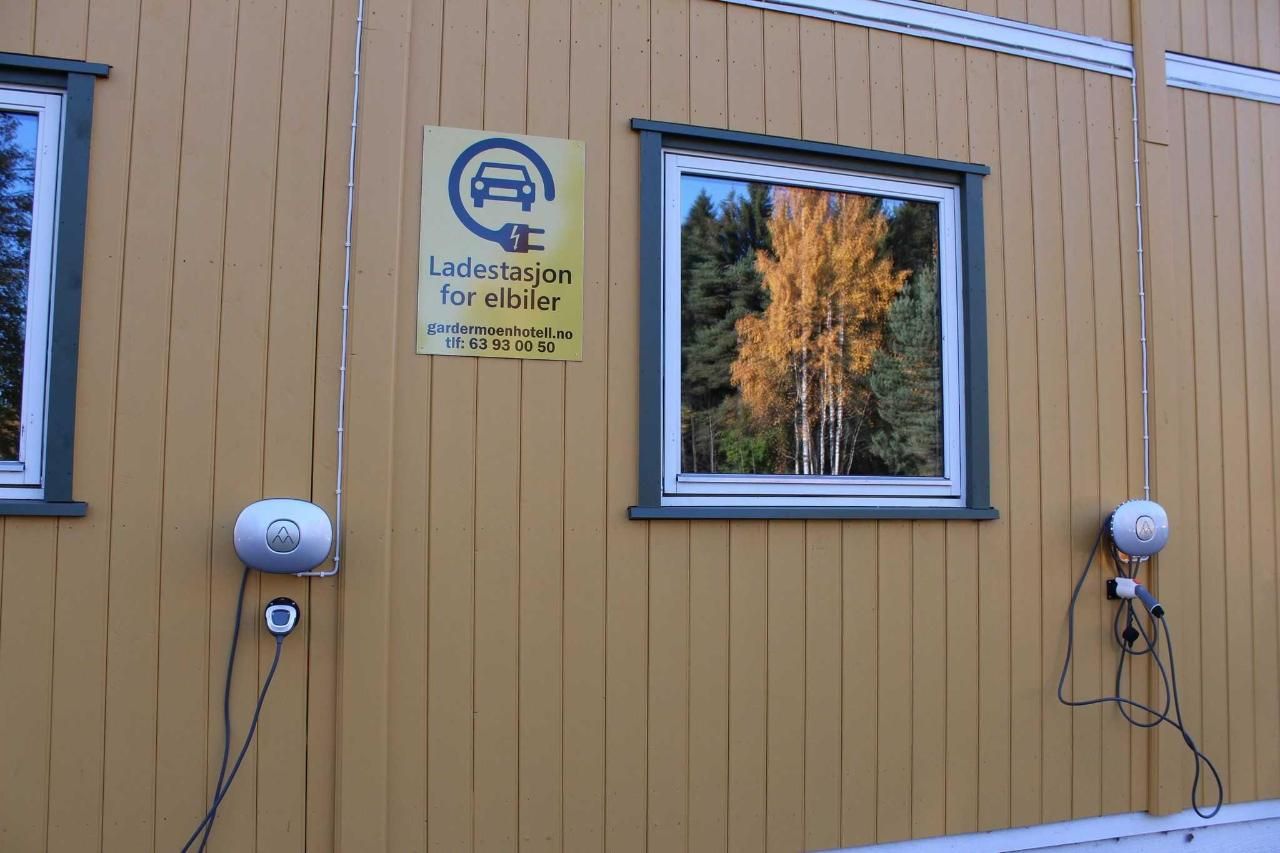 Gardermoen Hotel Bed & Breakfast from 75. Gardermoen Hotel Deals