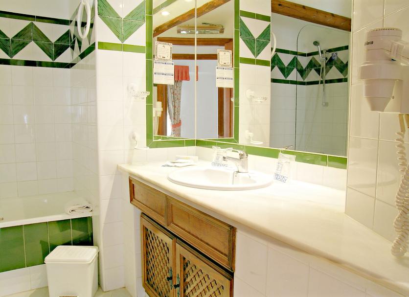 Bathroom Photo
