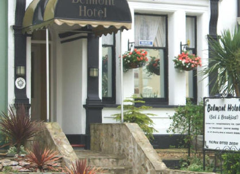 Hotel Entrance Photo