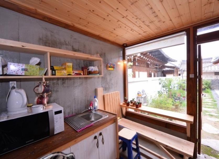 Kitchen Photo