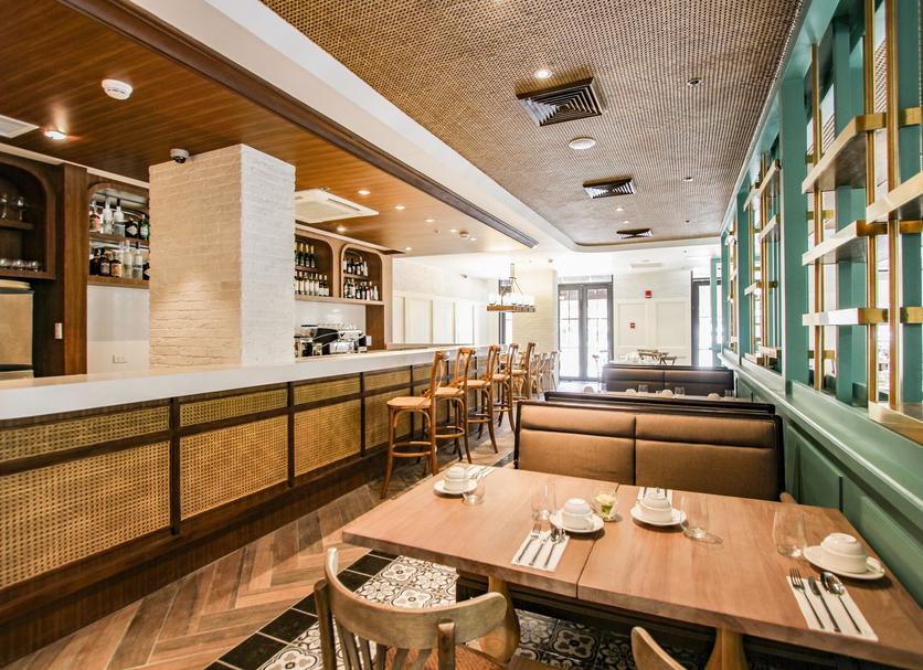 Restaurant Photo