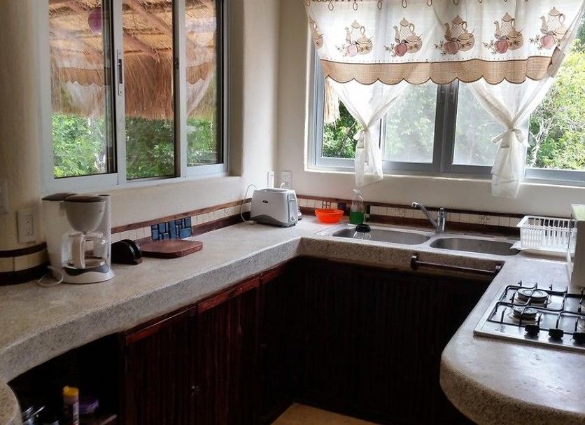 Kitchen Photo
