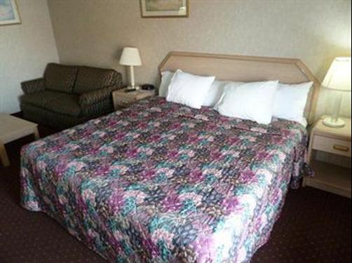 Americas Best Value Inn - Tulsa West - Tulsa - Bedroom