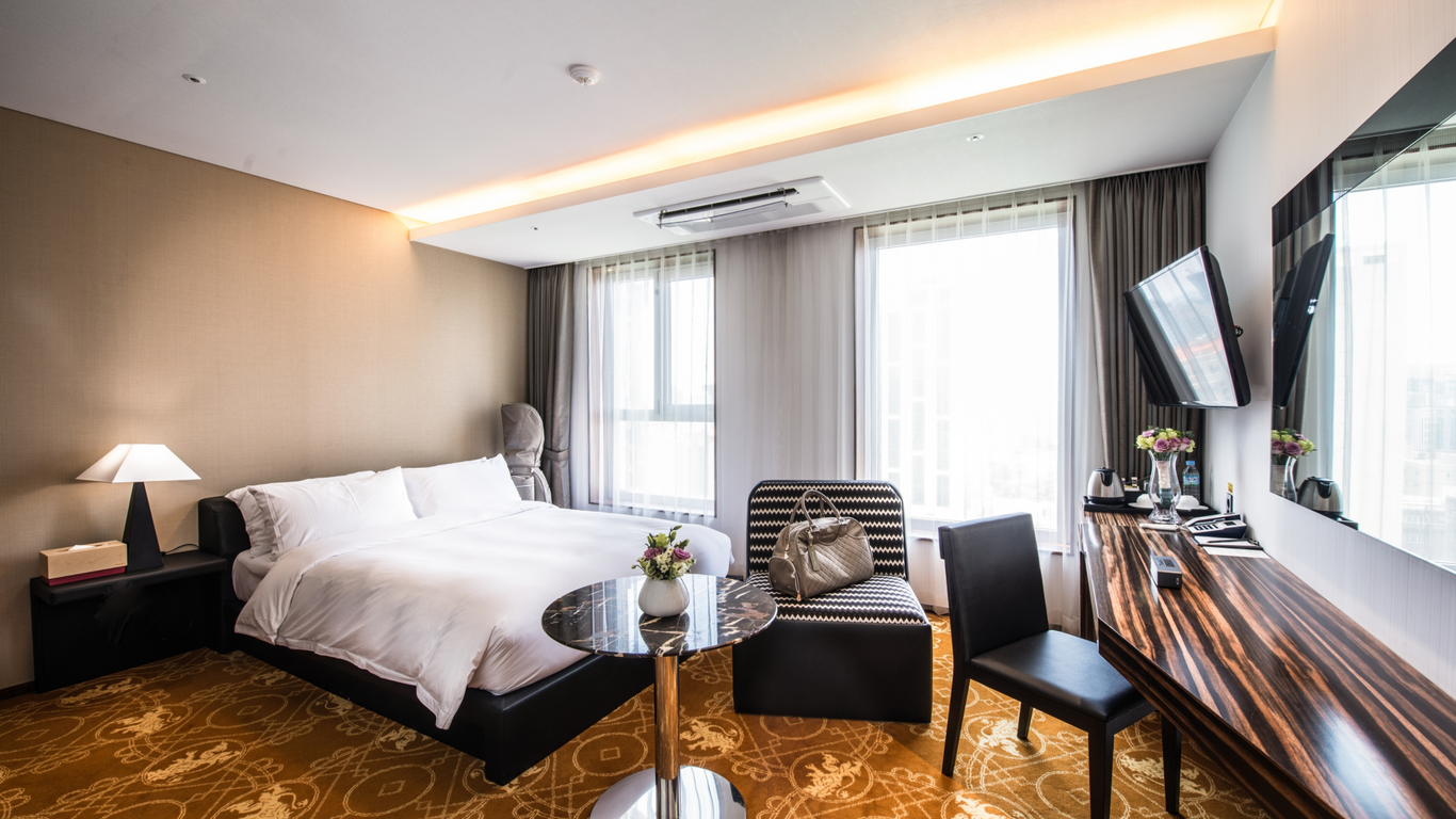 Hotel Leo