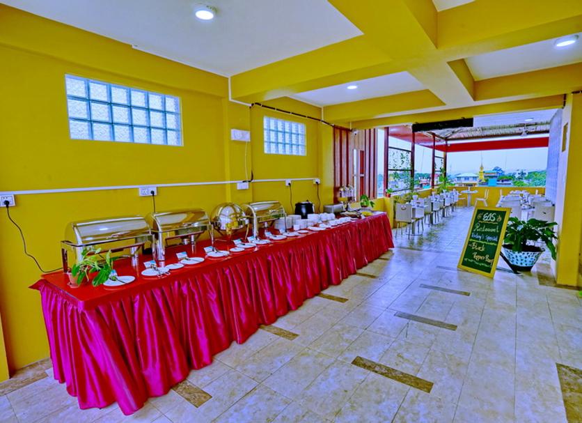 Buffet Photo