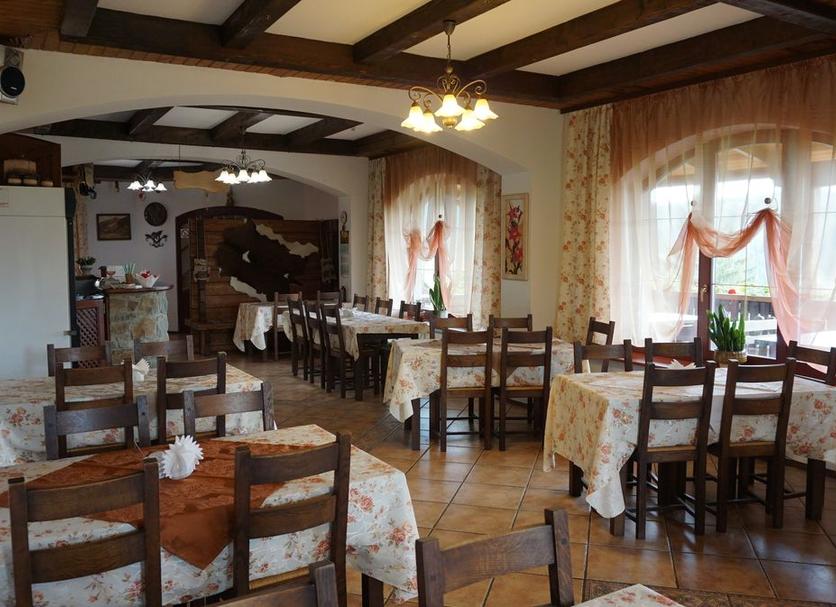 Dining room Photo