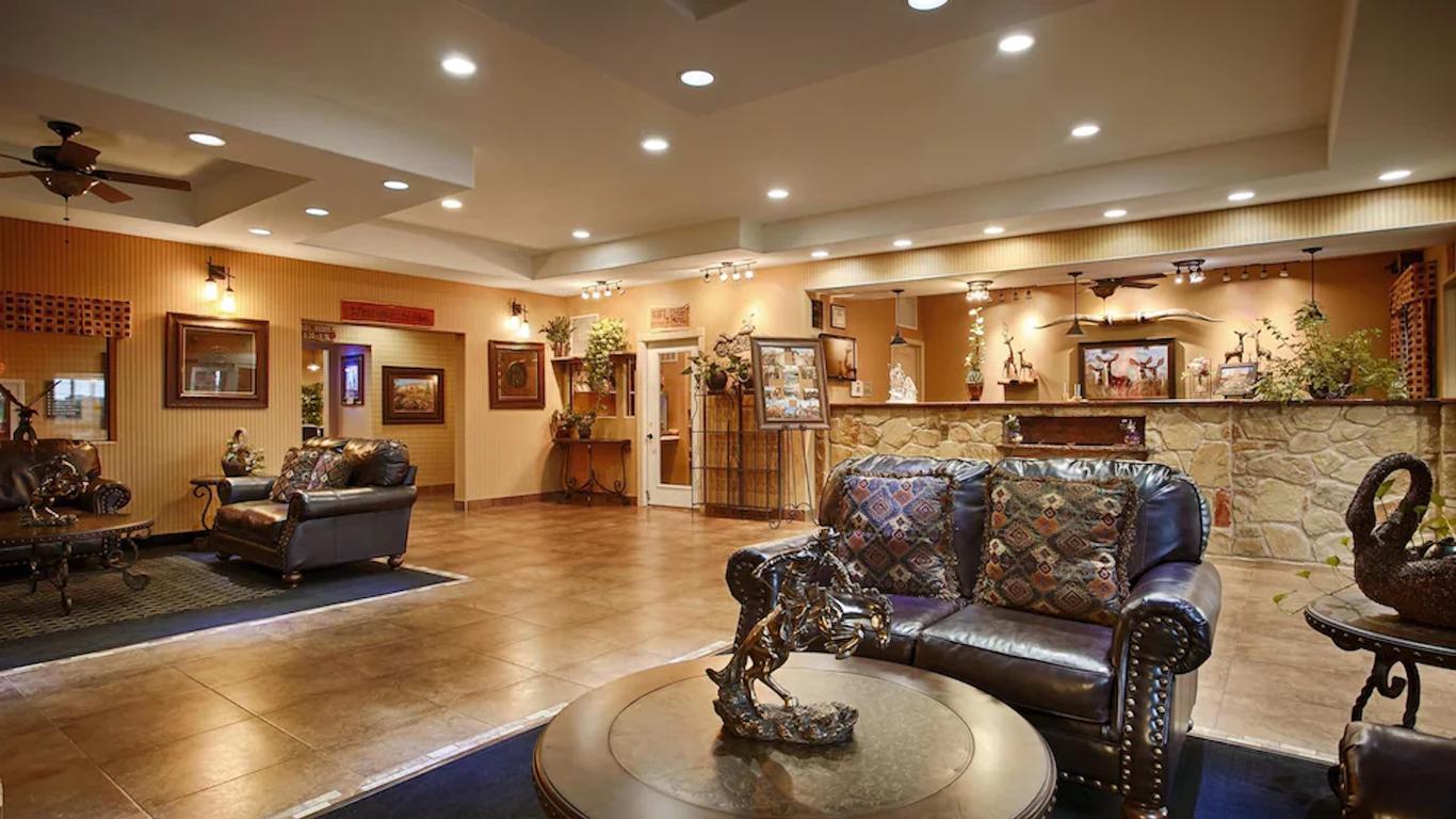 Blanco River Hotel
