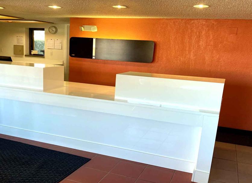 Front desk Photo