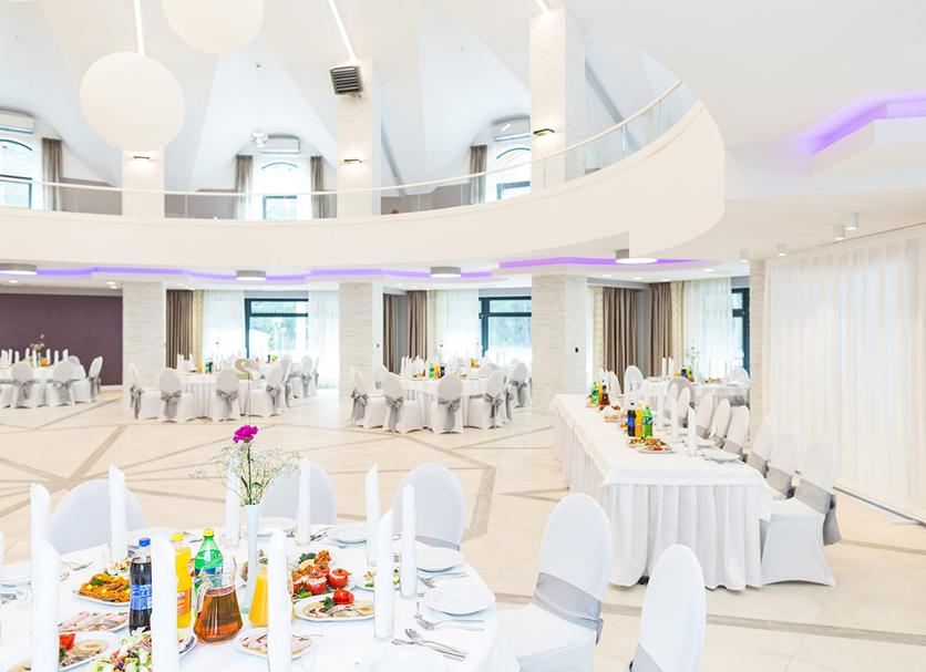 Banquet hall Photo