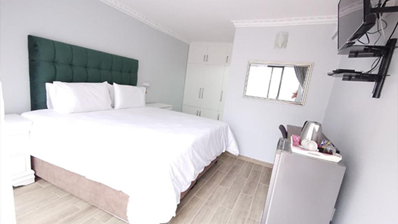 Lucolo Palace B&B Mthatha from 42. Mthatha Hotel Deals & Reviews KAYAK