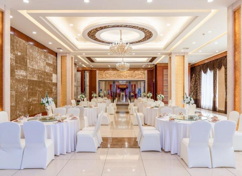 Banquet hall Photo