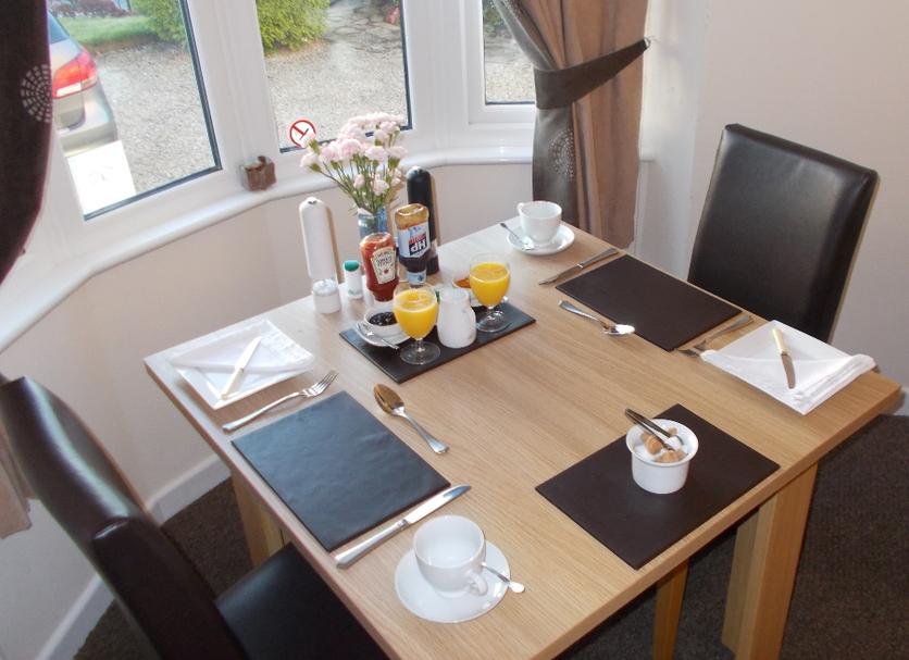 Dining room Photo