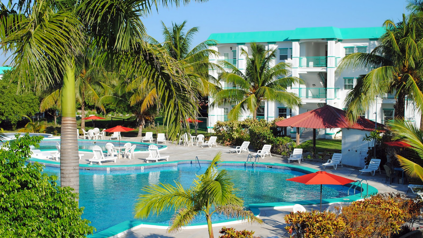 Best Western Grand Baymen Gardens