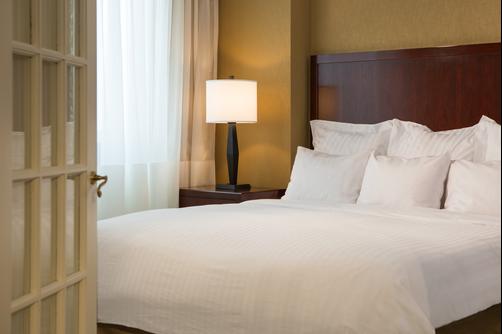 Washington Dulles Marriott Suites - Herndon - Bedroom