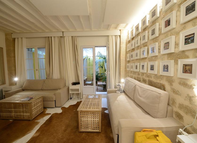 Living room Photo