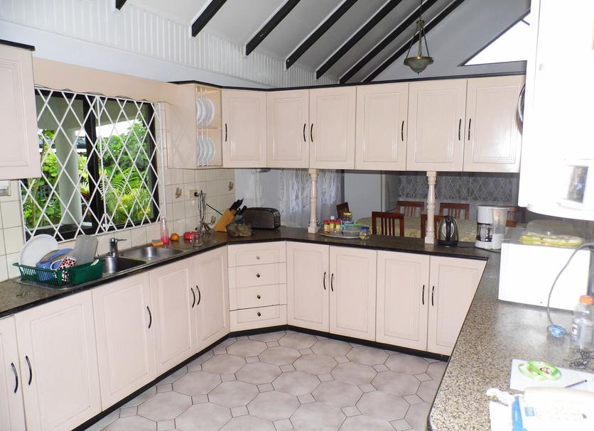 Kitchen Photo